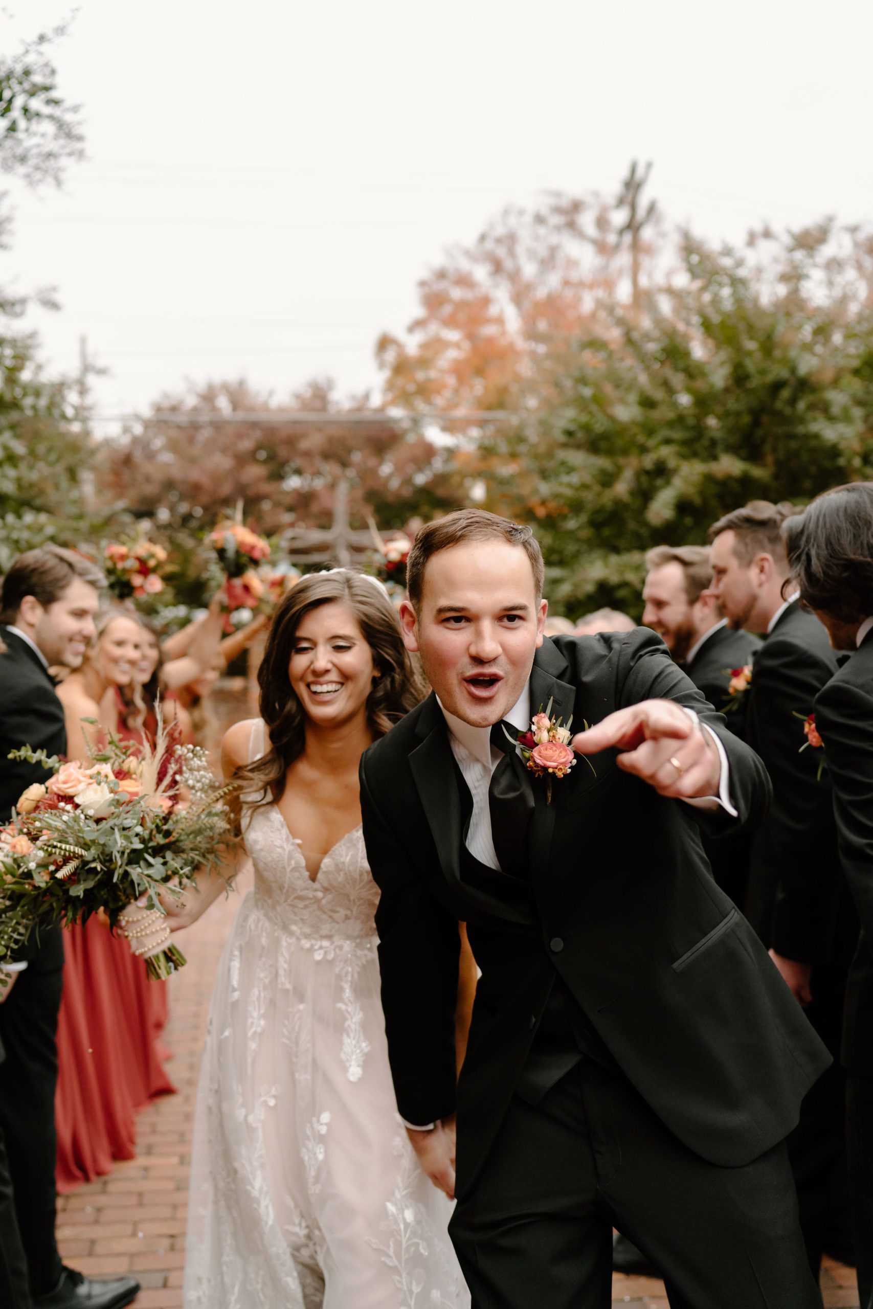 Wedding in North Carolina with bohemian colors and florals
