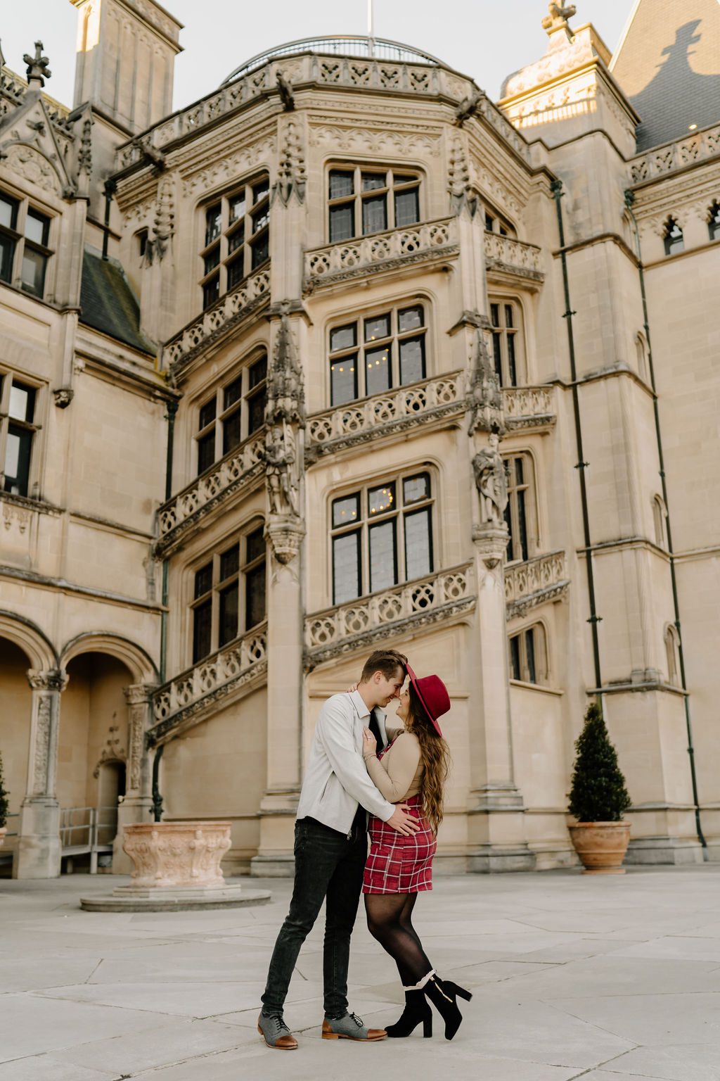 Fall Couples Pictures At The Biltmore Estate in Asheville, North Carolina