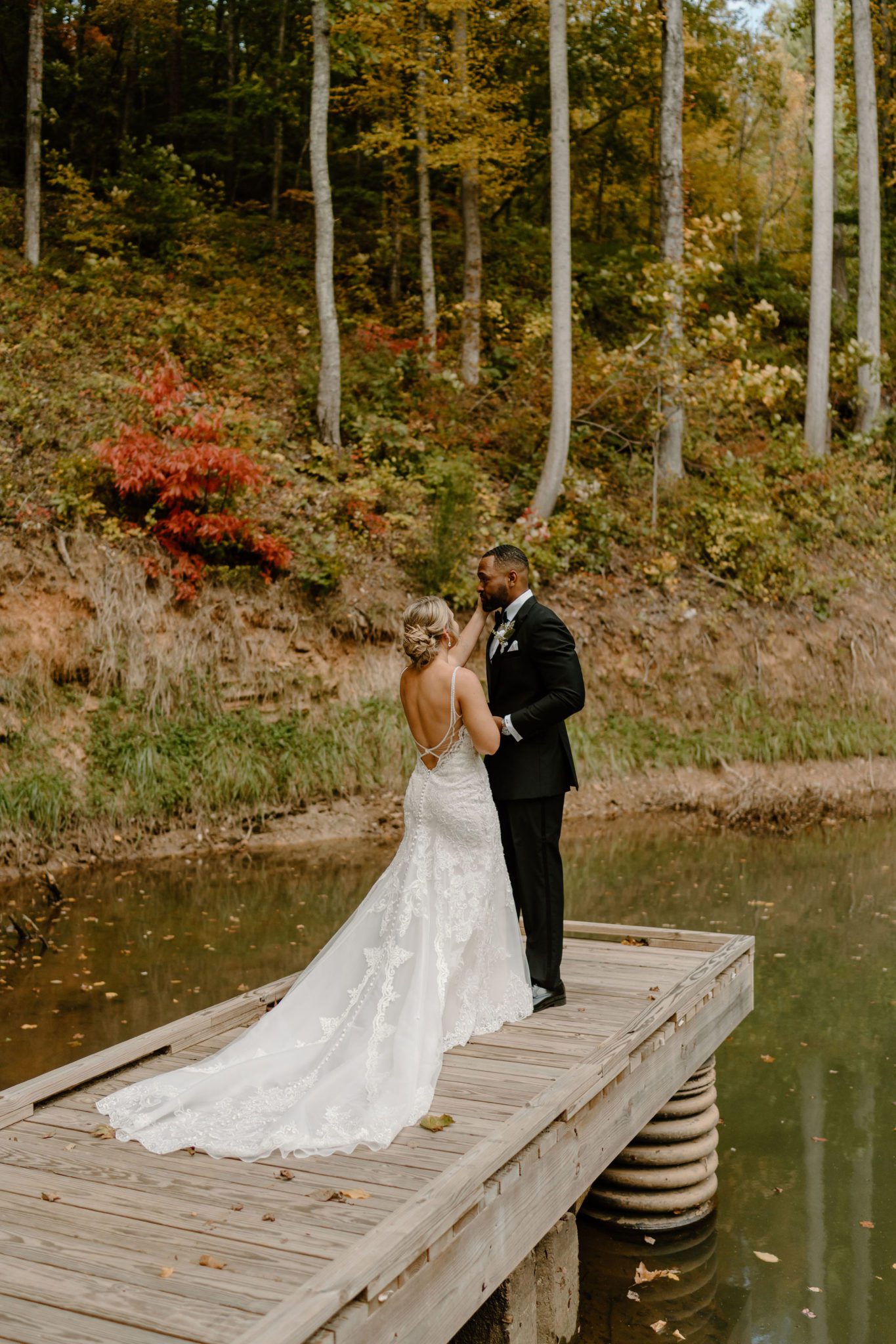 A Fun Parker Mill Wedding In North Carolina - kayliphotography.com