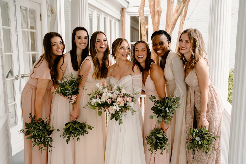 Bride and bridesmaids bouquets by FLORA