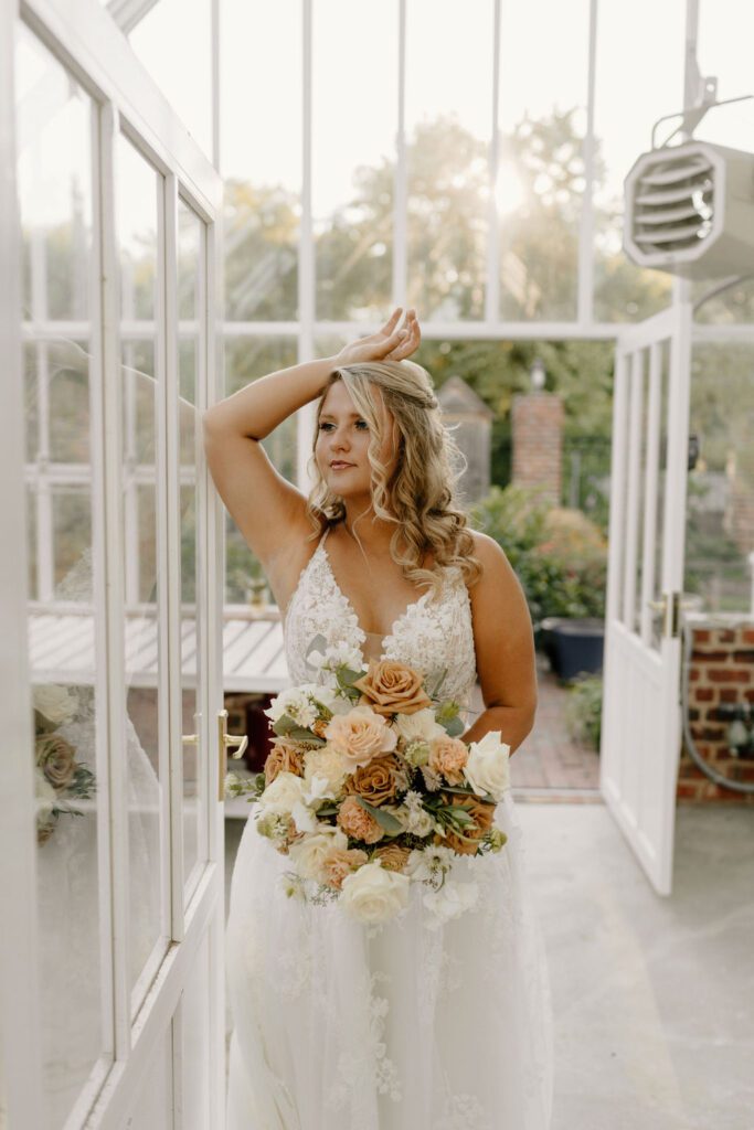 Outdoor photos of a bride in North Carolina